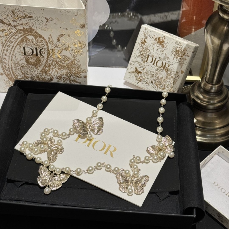 chr1st1an D10r necklaces